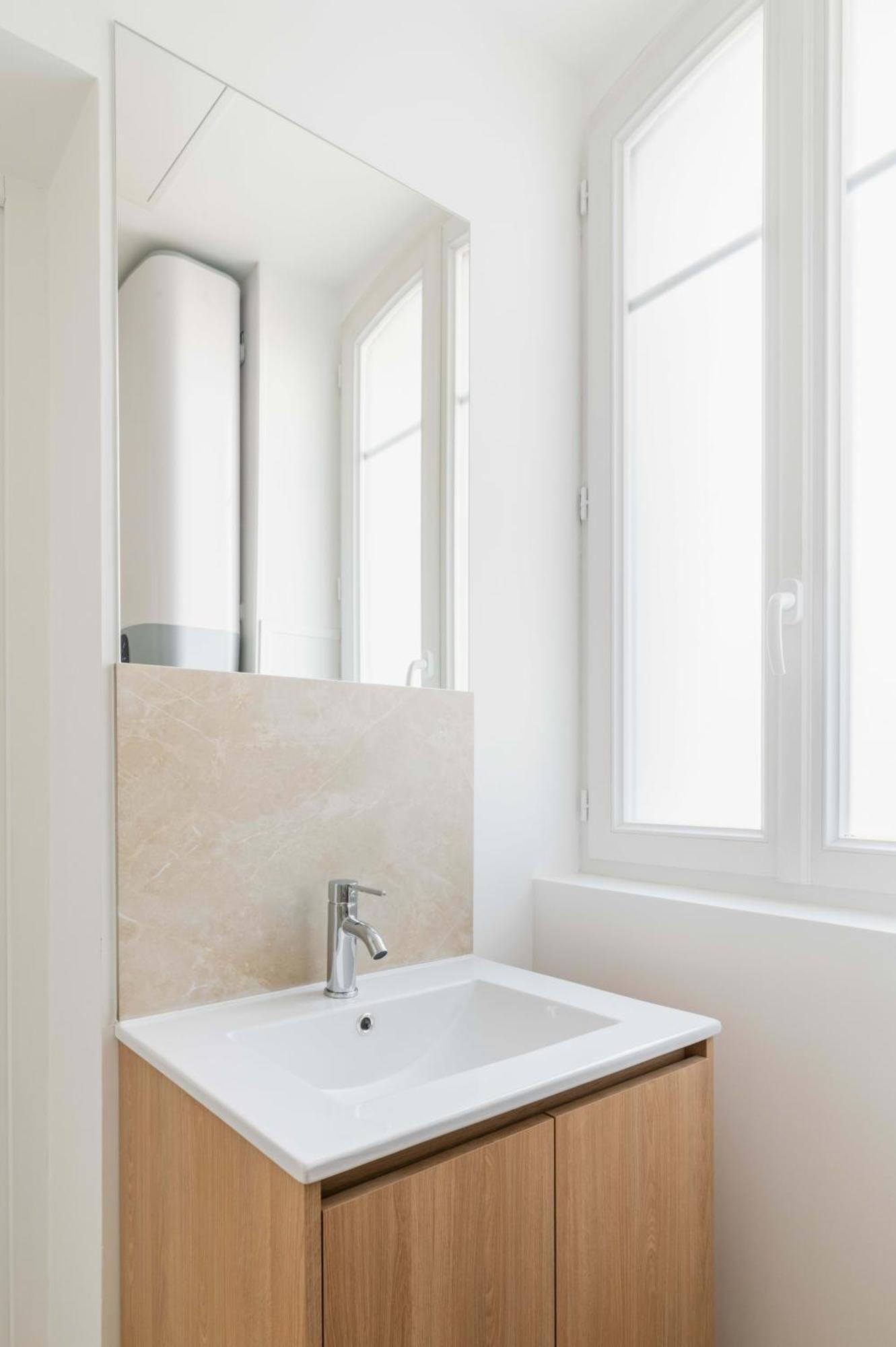 Appartamento 2 Pieces Refait Neuf Metro Jaures - 19 - 4p - Flat-guest